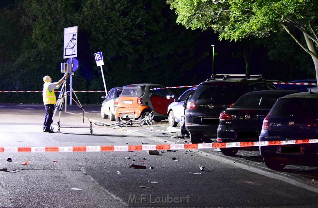 Schwerer VU PKW Rad Koeln Deutz Giessenerstr Betzdorferstr P056.JPG - Miklos Laubert